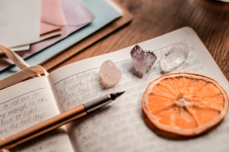 How to Journal for Clarity and Focus: A Step-by-Step Guide